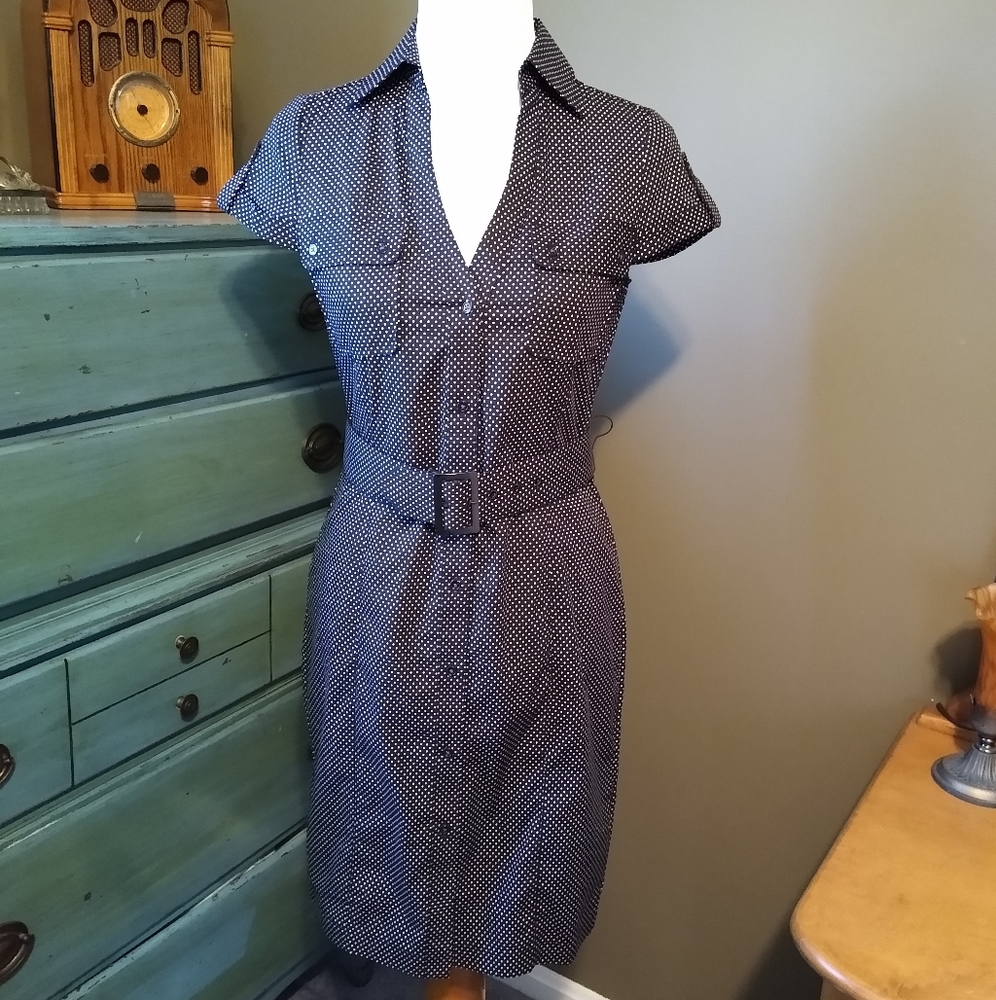 Dress - Picture 4 of 4